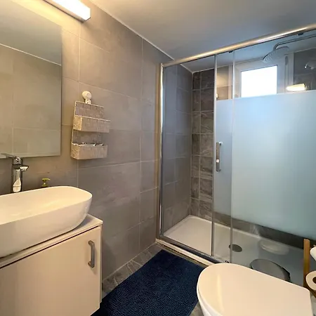 Apartment River View In Center