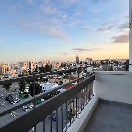 דירה River View In Center ניקוסיה