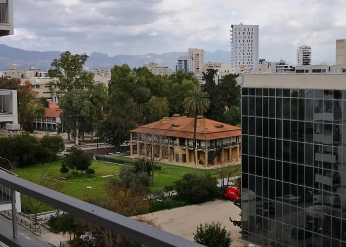 公寓 River View In Center *