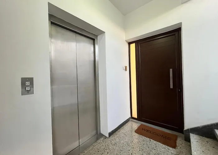 River View In Center