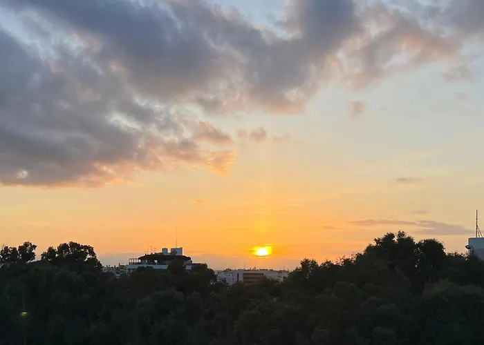 River View In Center 公寓 *