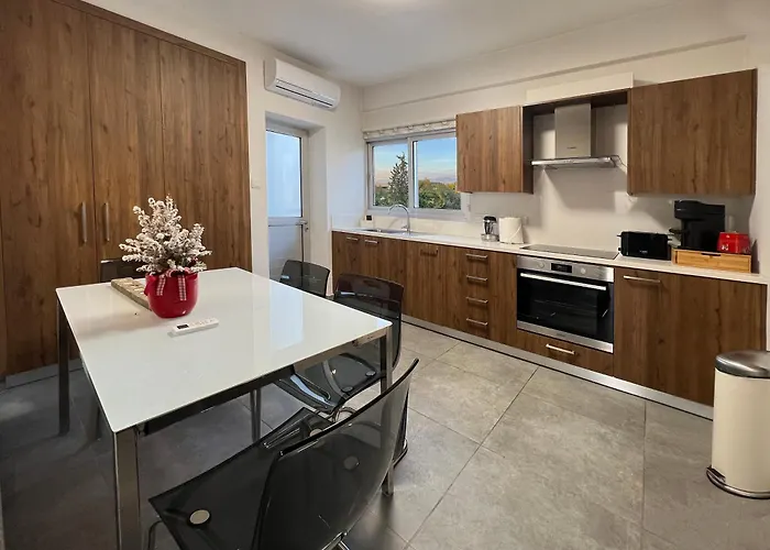 River View In Center Apartment Nikosia