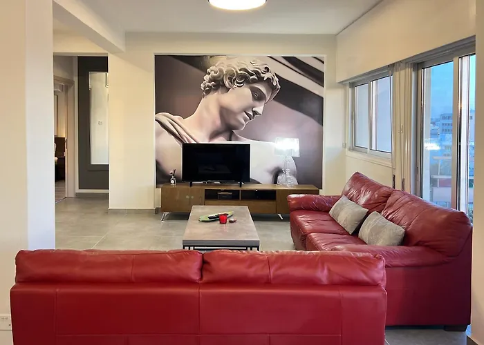 River View In Center Daire