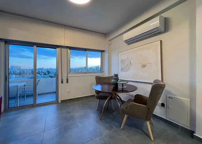 Daire River View In Center